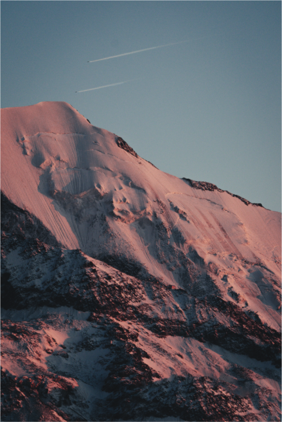 Main image Versant du Dôme du Goûter au crépuscule