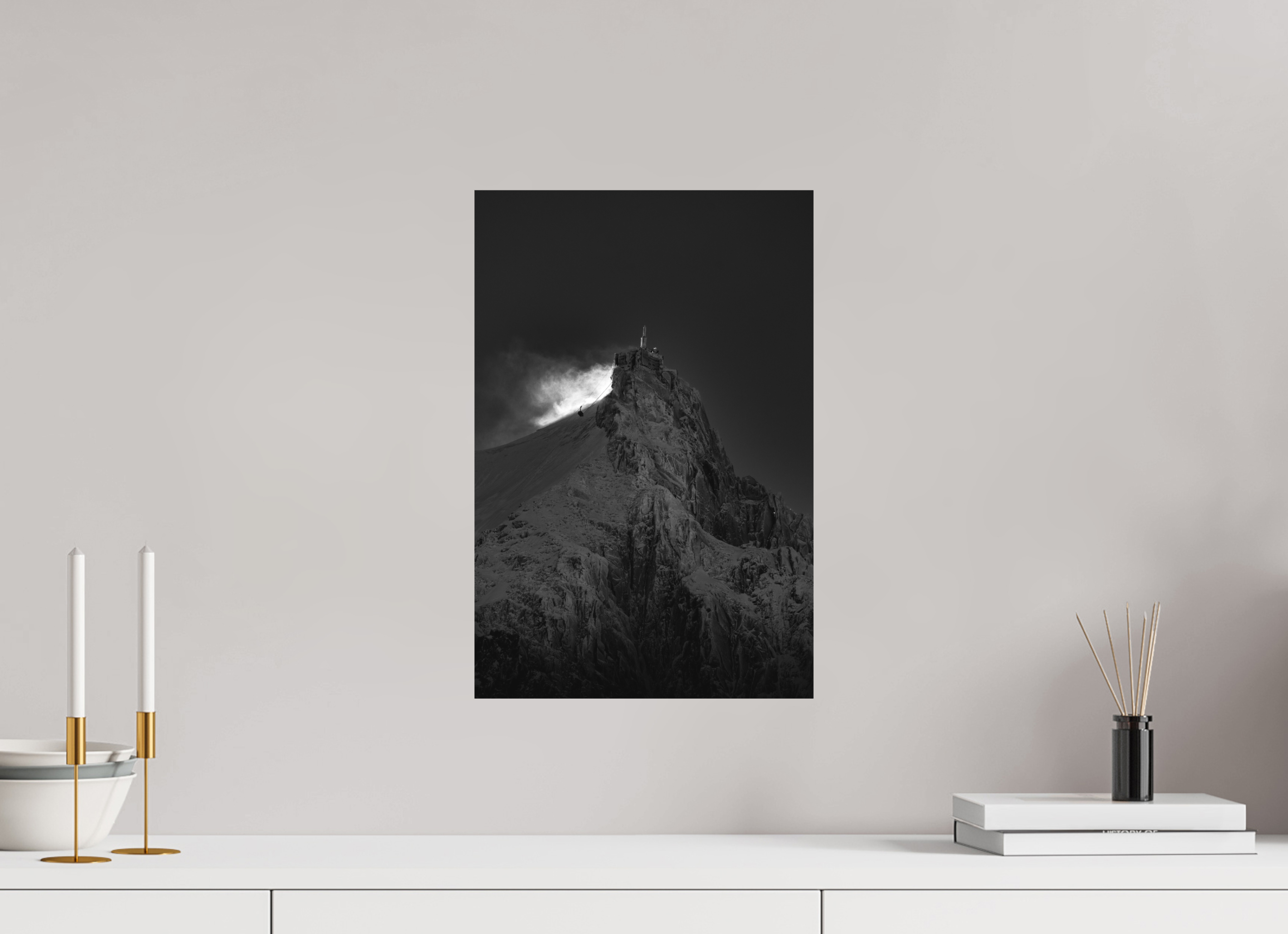 30 x 45 cm, Tirage Fine Art Premium + Aiguille du Midi – Neige tourbillonnante au soleil