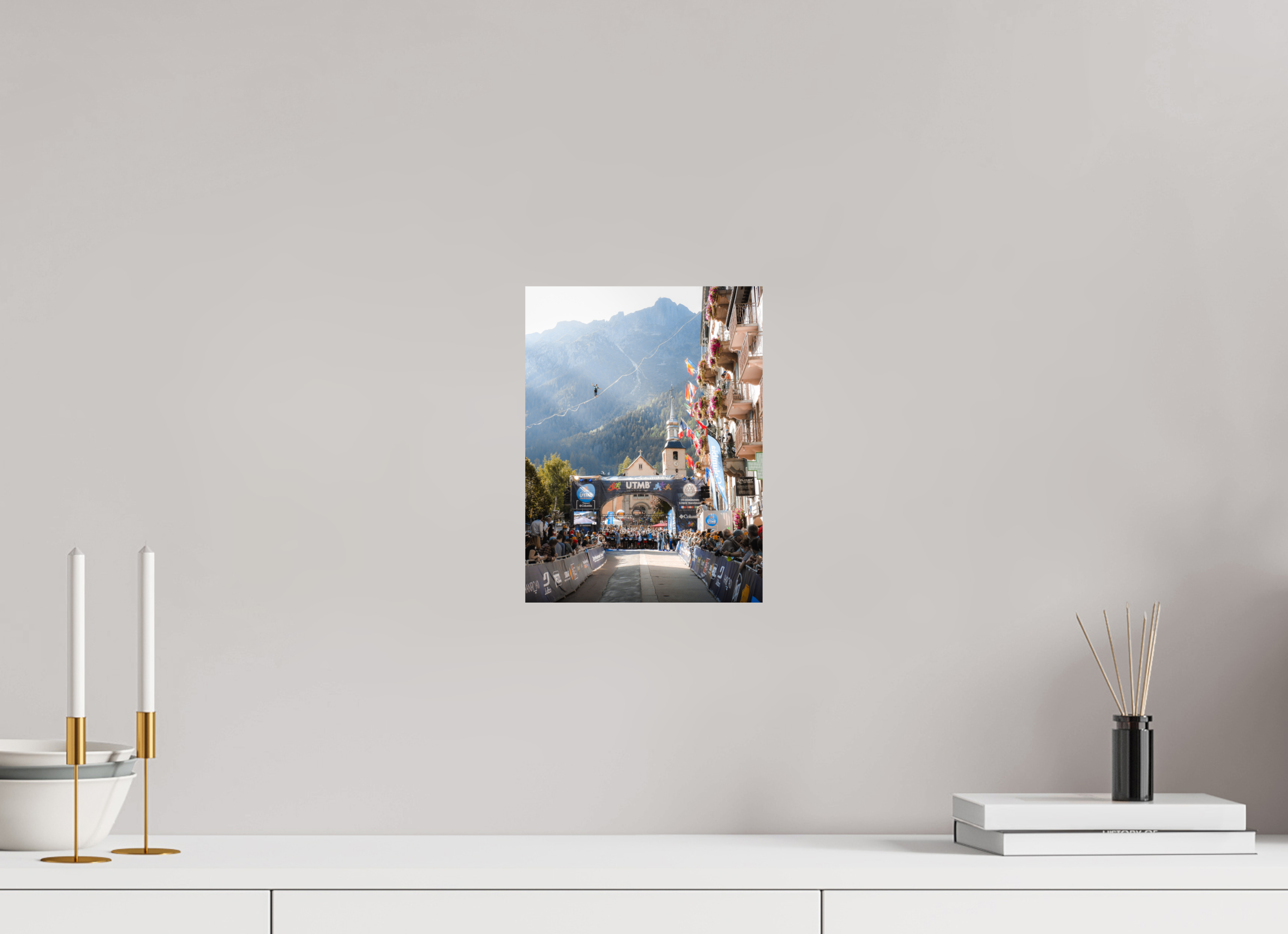21 x 28 cm, Tirage Fine Art Premium Instant Suspendu – Départ de l’UTMB