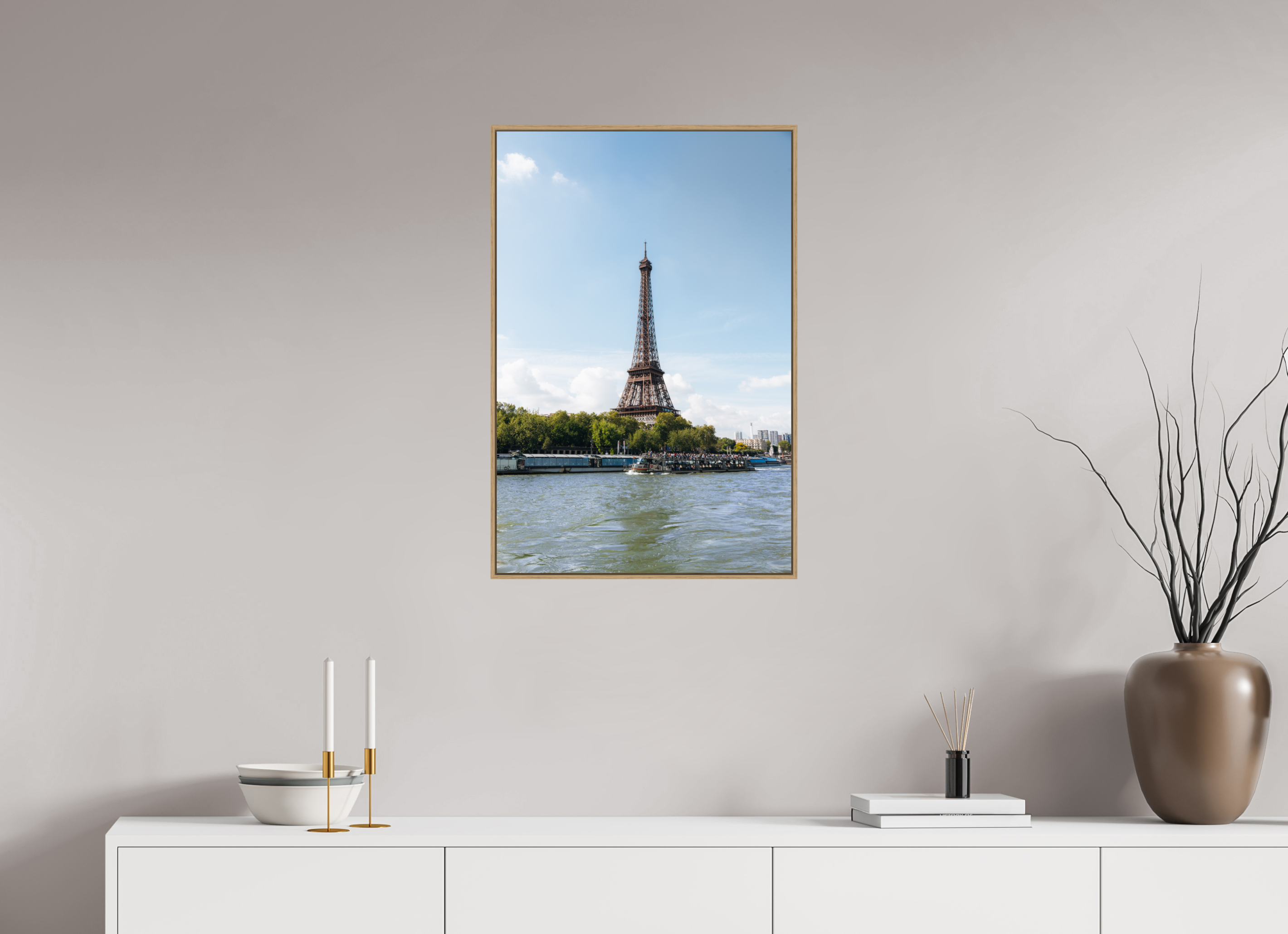 50 x 75 cm, Tirage sous Plexiglas encadré Tour Eiffel – Reflets sur la Seine