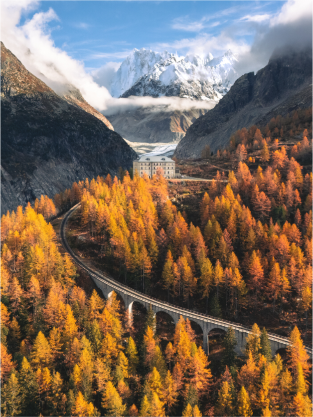 Main image Train du Montenvers – Automne en Haute-Savoie