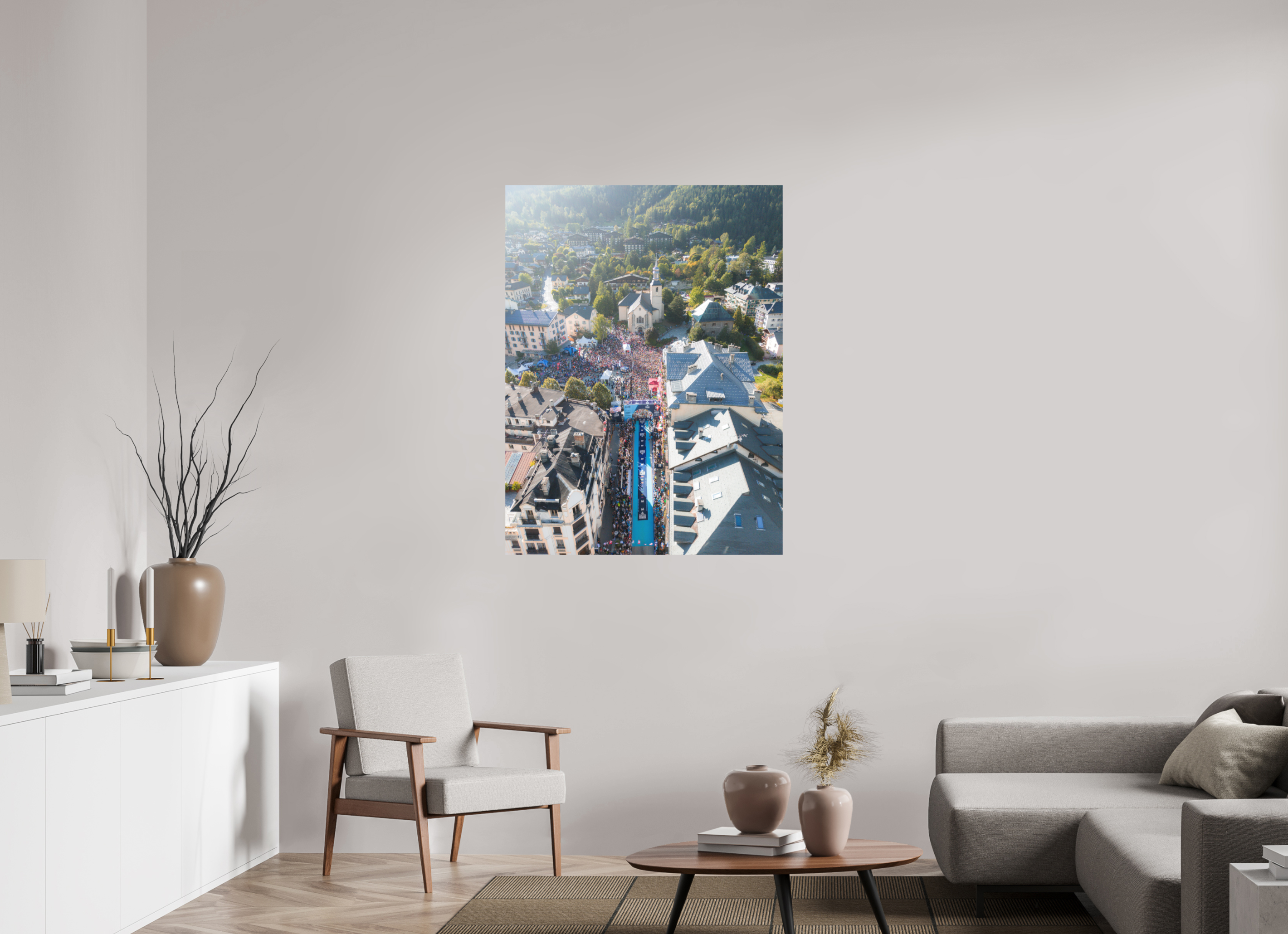 90 x 120 cm, Tirage Fine Art (Papier Mat) Vue du ciel, départ de l’UTMB