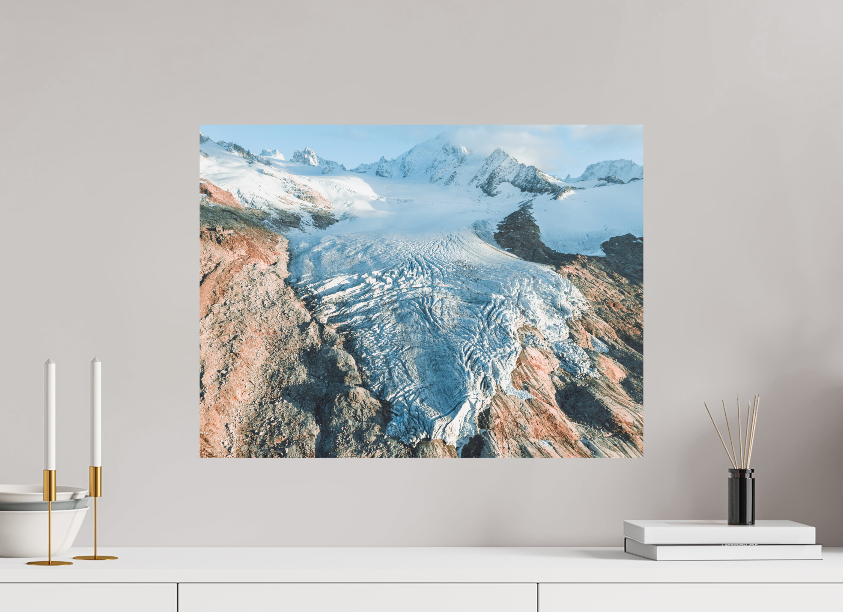60 x 45 cm, Tirage Fine Art (Papier Mat) Glacier du Tour – Aube Dorée depuis le Ciel
