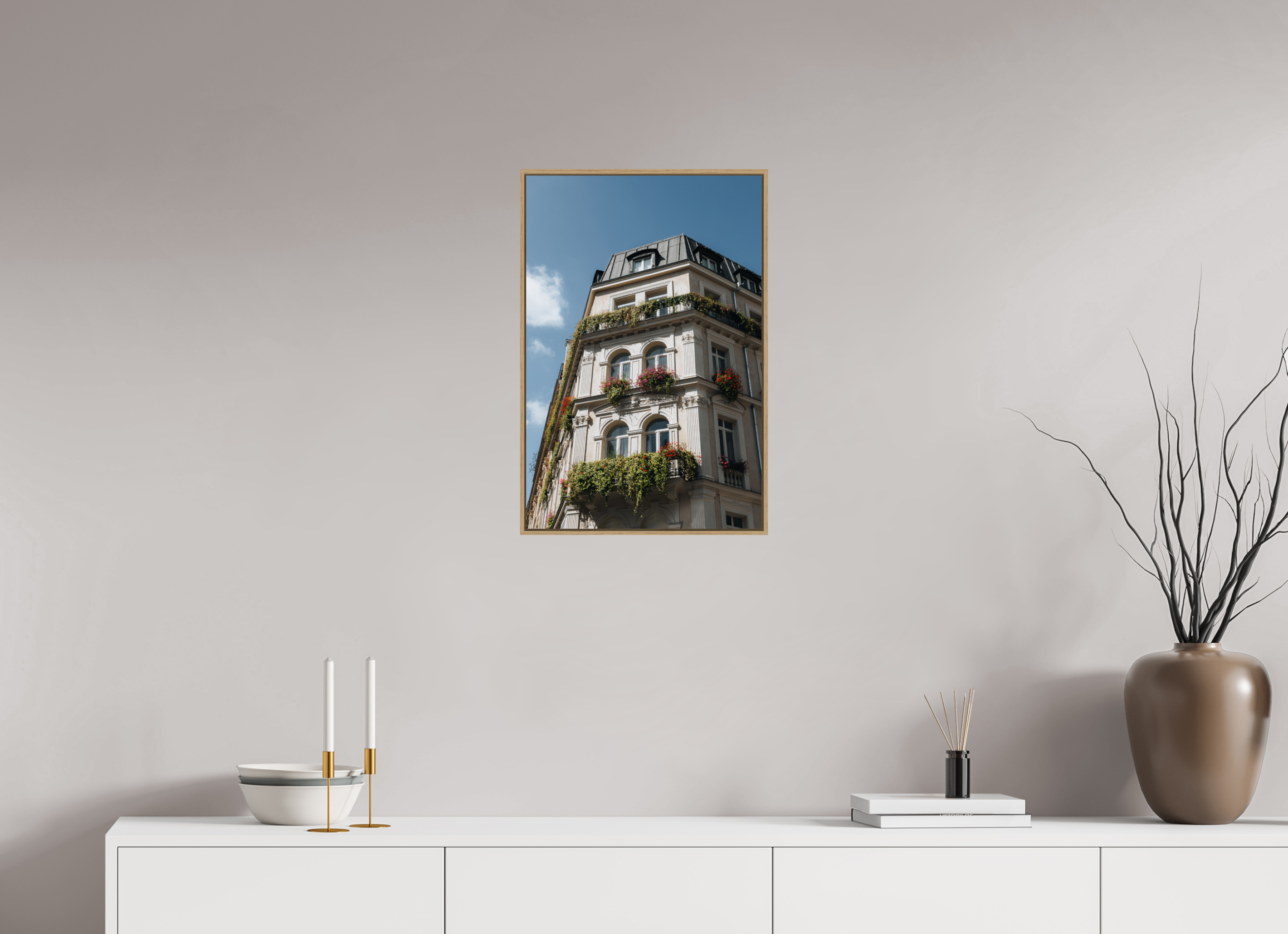 40 x 60 cm, Tirage sous Plexiglas encadré Élégance haussmannienne en été