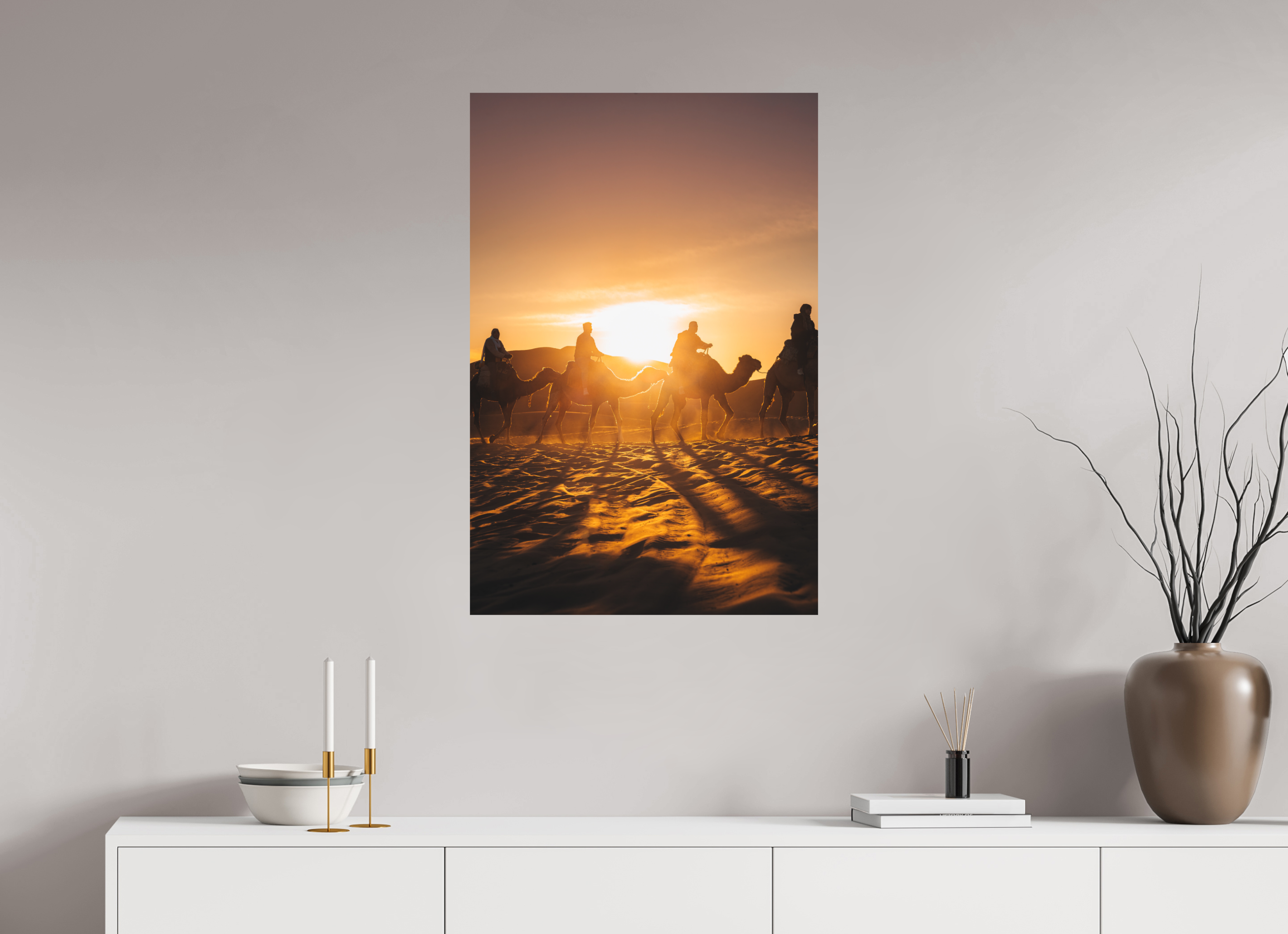 60 x 90 cm, Tirage Fine Art Premium + Silhouettes dans le soleil levant – Sahara