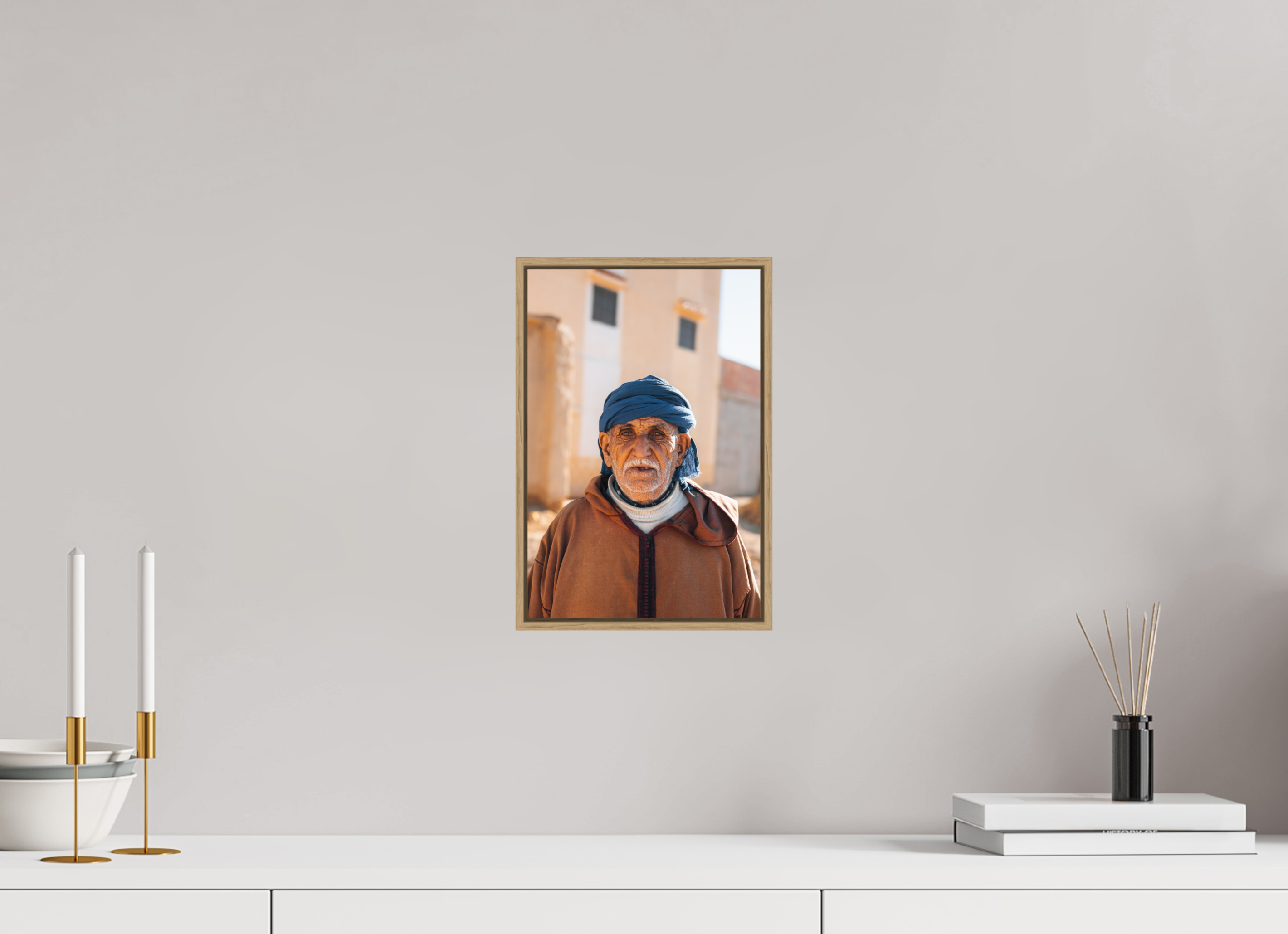20 x 30 cm, Tirage sous Plexiglas encadré Portrait marocain – Regard intemporel