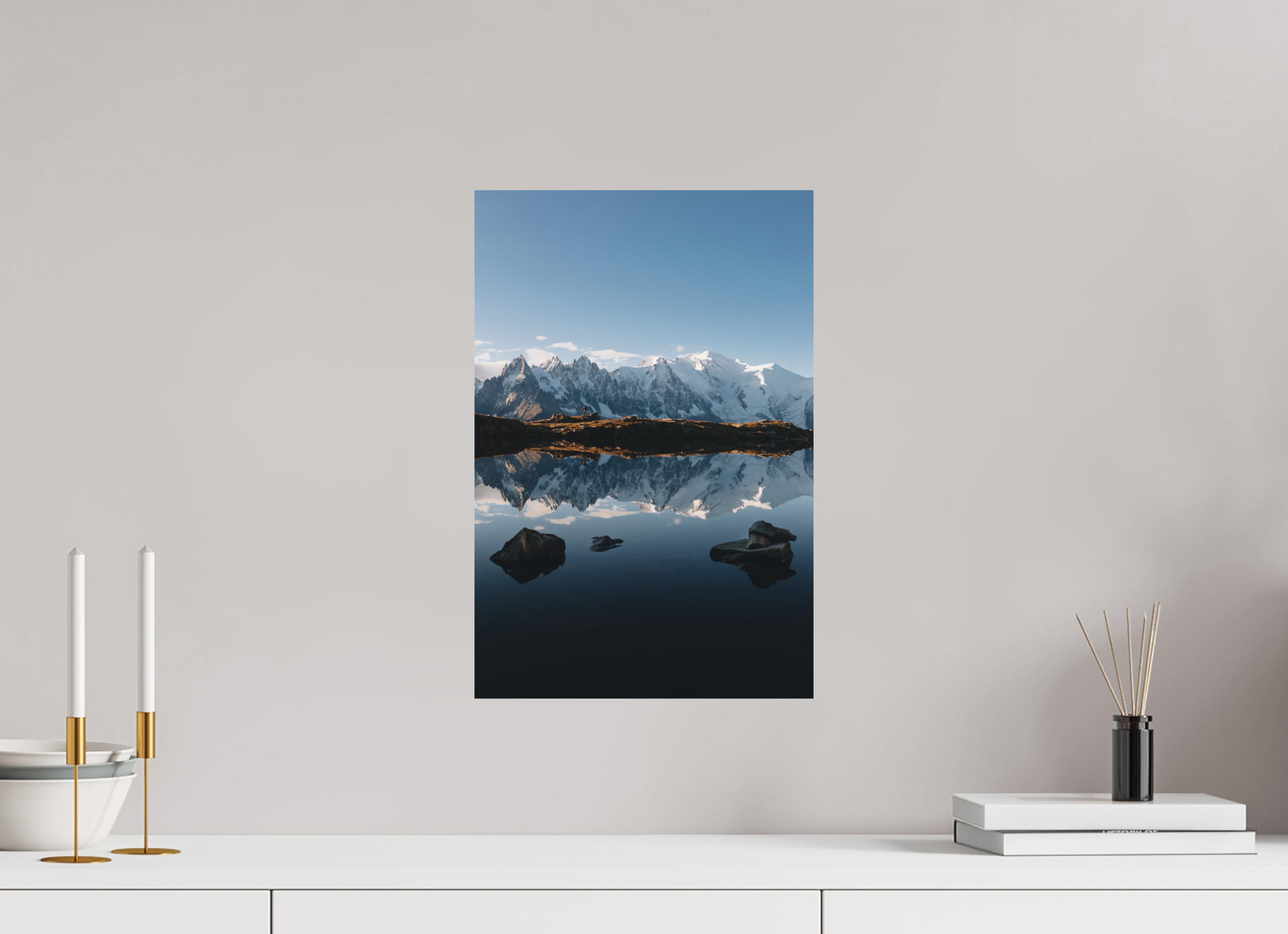 30 x 45 cm, Tirage Fine Art Premium + Mont-Blanc en miroir sur le lac des Cheserys