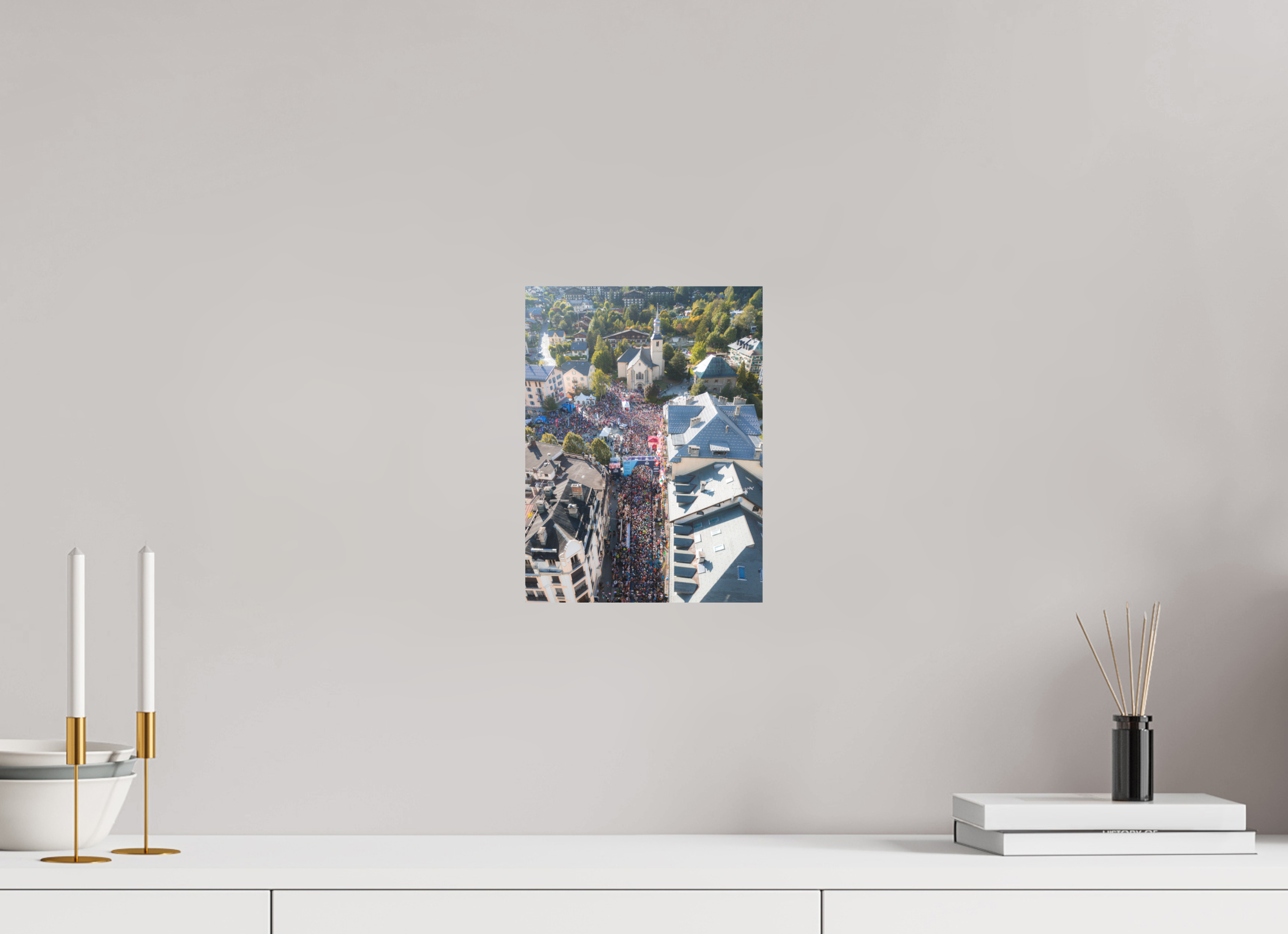 21 x 28 cm, Tirage Fine Art Premium + Lancement des Champions – UTMB Mont-Blanc en action