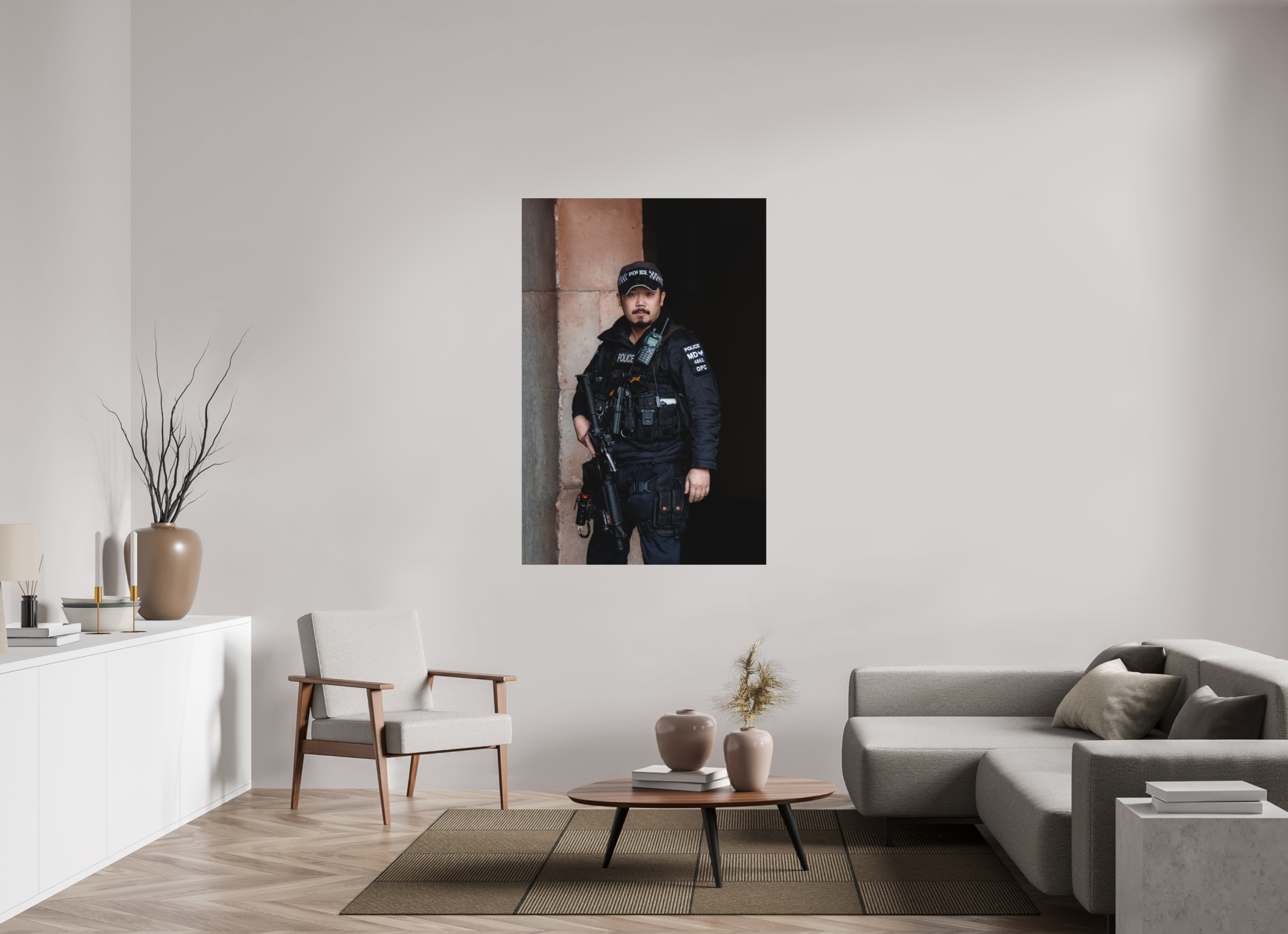 100 x 150 cm, Tirage Fine Art Premium + Vigilance moderne – Police militaire