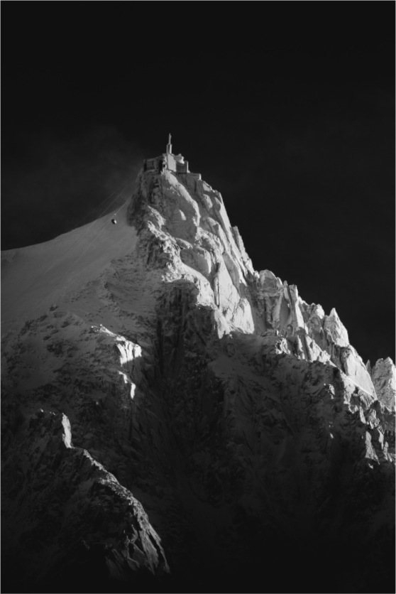 Main image Aiguille du Midi Contrastée – Noir et Blanc